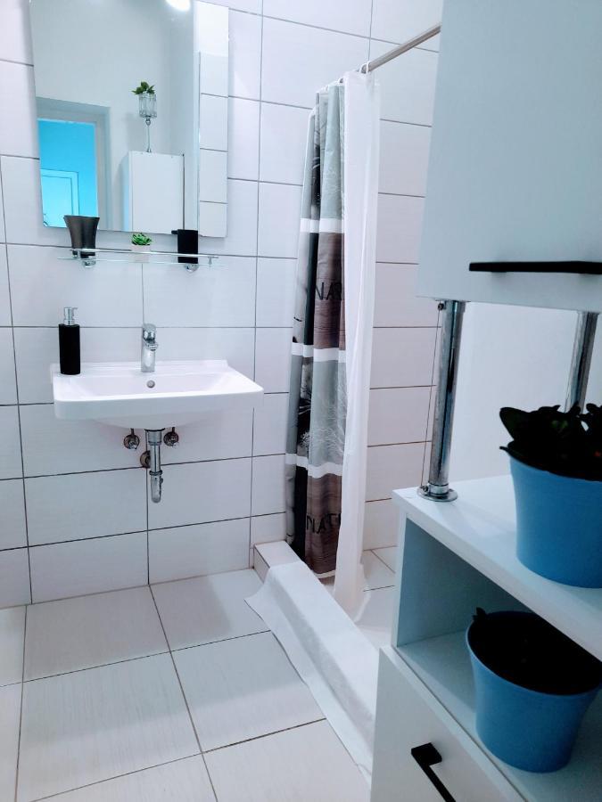 Pecs Park Apartment Екстериор снимка